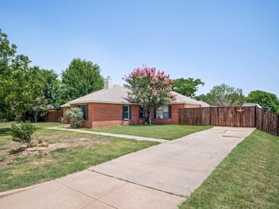 1036 Summit Drive, Justin TX 76247 - Photo 2
