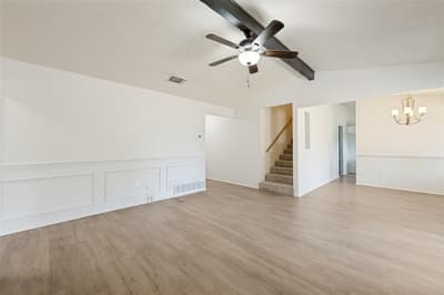 6107 Yorkford Drive, Arlington TX 76001 - Photo 4