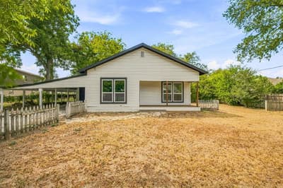 403 N Gaither Street, Glen Rose TX 76043 - Photo 2