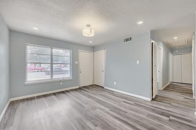 2706 Dewitt Street, Irving TX 75062 - Photo 5