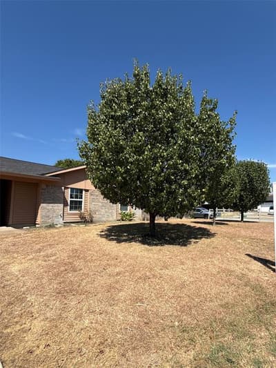 350 Ridgecrest, Saginaw TX 76179
