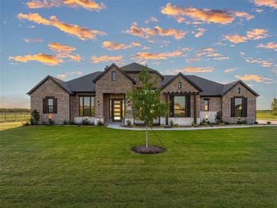 2108 Charters Circle, Nevada TX 75173