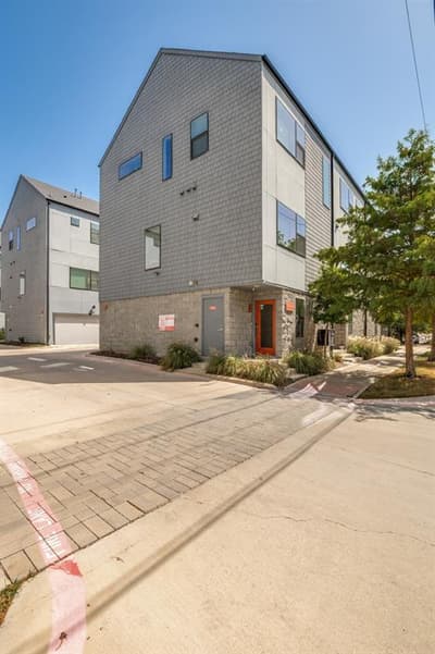 427 W 10th Street # 201, Dallas TX 75208 - Photo 2