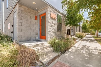 427 W 10th Street # 201, Dallas TX 75208 - Photo 3