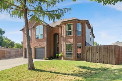 324 Georgian Oak Court, Lake Dallas TX 75065 - Photo 2