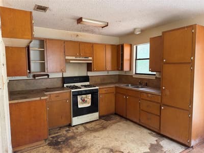 370 Locust Street, Point TX 75472 - Photo 4