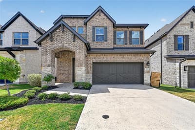2552 Four Roses Drive, Lewisville TX 75056 - Photo 2