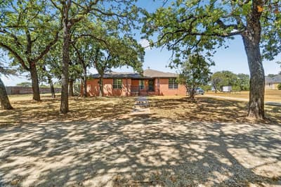3520 Old Dennis Road, Weatherford TX 76087