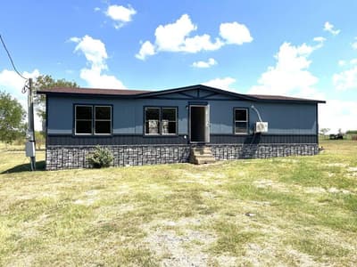 611 E Broadmore Avenue, Wills Point TX 75169