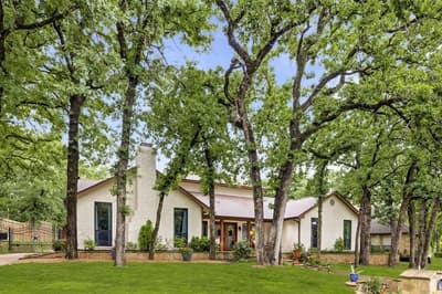 8 Cypress Court, Trophy Club TX 76262 - Photo 2