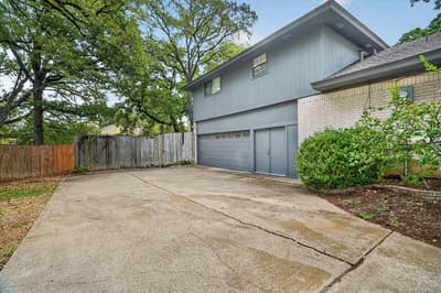 2201 Adams Drive, Arlington TX 76011 - Photo 3