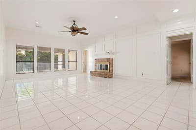 902 Kings Court, Duncanville TX 75137 - Photo 3