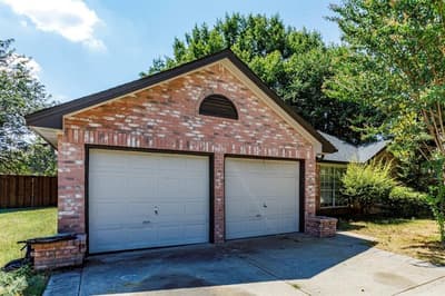 1215 Hyde Park Drive, McKinney TX 75069 - Photo 2