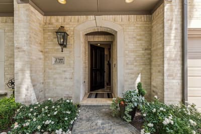 2709 Welborn Street, Dallas TX 75219 - Photo 4