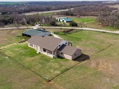 231 Sanchez Creek Drive, Weatherford TX 76088 - Photo 2