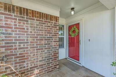 1724 Red Bud Lane, Euless TX 76039 - Photo 2