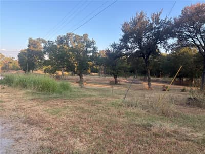 919 E Morgan Street, Denison TX 75021 - Photo 2