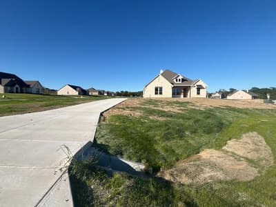 800 Monterrey Circle, Van Alstyne TX 75495
