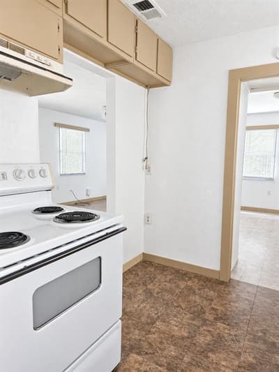 107 W College Street, Milford TX 76670 - Photo 3