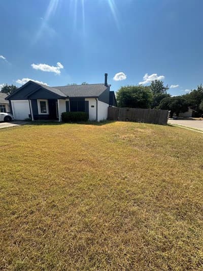 118 London Lane, Glenn Heights TX 75154 - Photo 2