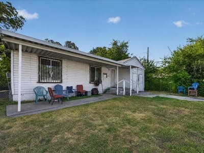 4215 Cicero Street, Dallas TX 75216 - Photo 2