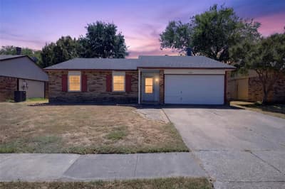 1305 Clark Trail, Grand Prairie TX 75052 - Photo 4