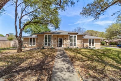 1410 Adam Place, DeSoto TX 75115 - Photo 2
