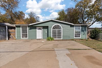 4125 Martin Street, Fort Worth TX 76119