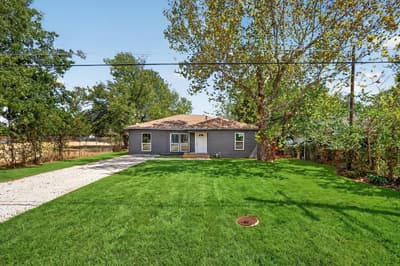 2622 Crystal Drive, Balch Springs TX 75180