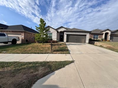 9604 Hickory Knob Drive, Fort Worth TX 76108 - Photo 2