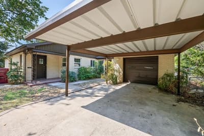 1606 N Woods Street, Sherman TX 75092 - Photo 3