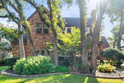 2109 Van Hook Court, Arlington TX 76013