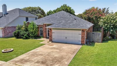 4309 Grason Drive, Grand Prairie TX 75052 - Photo 2