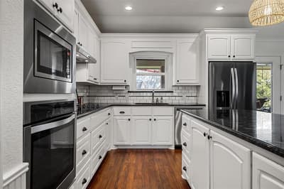 1004 N Main Street, West TX 76691 - Photo 4