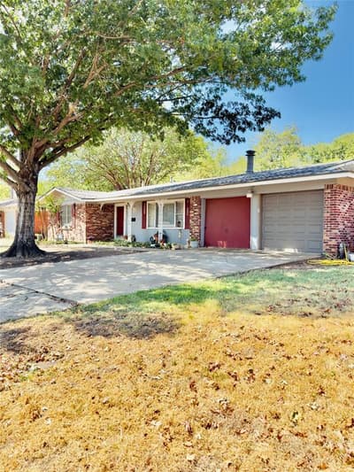 1552 Montclair Drive, Fort Worth TX 76103 - Photo 2