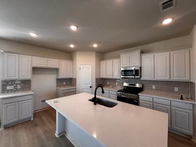 135 Big Sky Road, Decatur TX 76234 - Photo 5