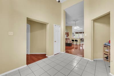 6900 Field Lark Drive, Arlington TX 76002 - Photo 5