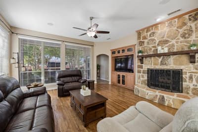 915 Wyndham Way, Allen TX 75013 - Photo 2