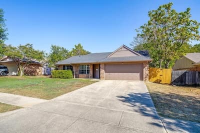 5921 Chisholm Trail, Haltom City TX 76148