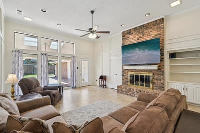 7002 Lake Louise Drive, Arlington TX 76016 - Photo 5