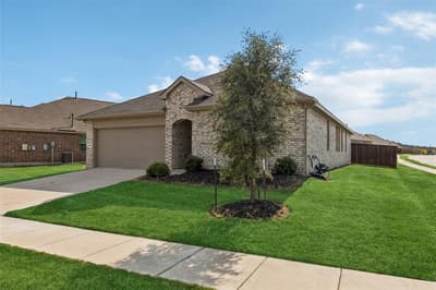 2000 Angus Drive, Little Elm TX 75068 - Photo 2