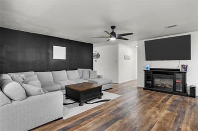 104 Russell Lane, Hewitt TX 76643 - Photo 4