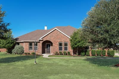 2121 N Mockingbird Lane, Midlothian TX 76065 - Photo 2
