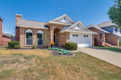 1562 Shalfont Lane, Garland TX 75040 - Photo 2