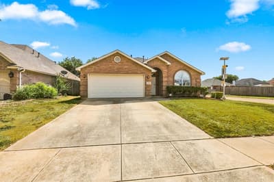 8900 San Joaquin Trail, Fort Worth TX 76118 - Photo 3