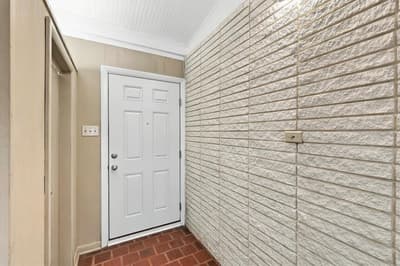 800 Briarwood Boulevard, Arlington TX 76013 - Photo 4