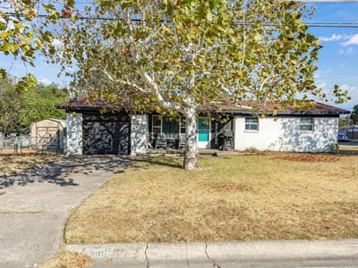 1306 Hulme Street, Bowie TX 76230 - Photo 3