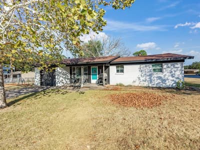 1306 Hulme Street, Bowie TX 76230