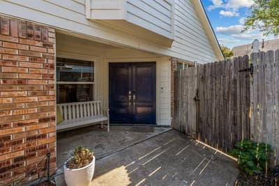 2054 Wanderlust Drive, Lewisville TX 75067 - Photo 4