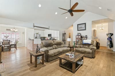 101 Shady Valley Circle, Weatherford TX 76086 - Photo 3